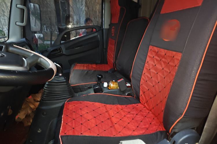 Used FAW Weile  Left Rear Seat
