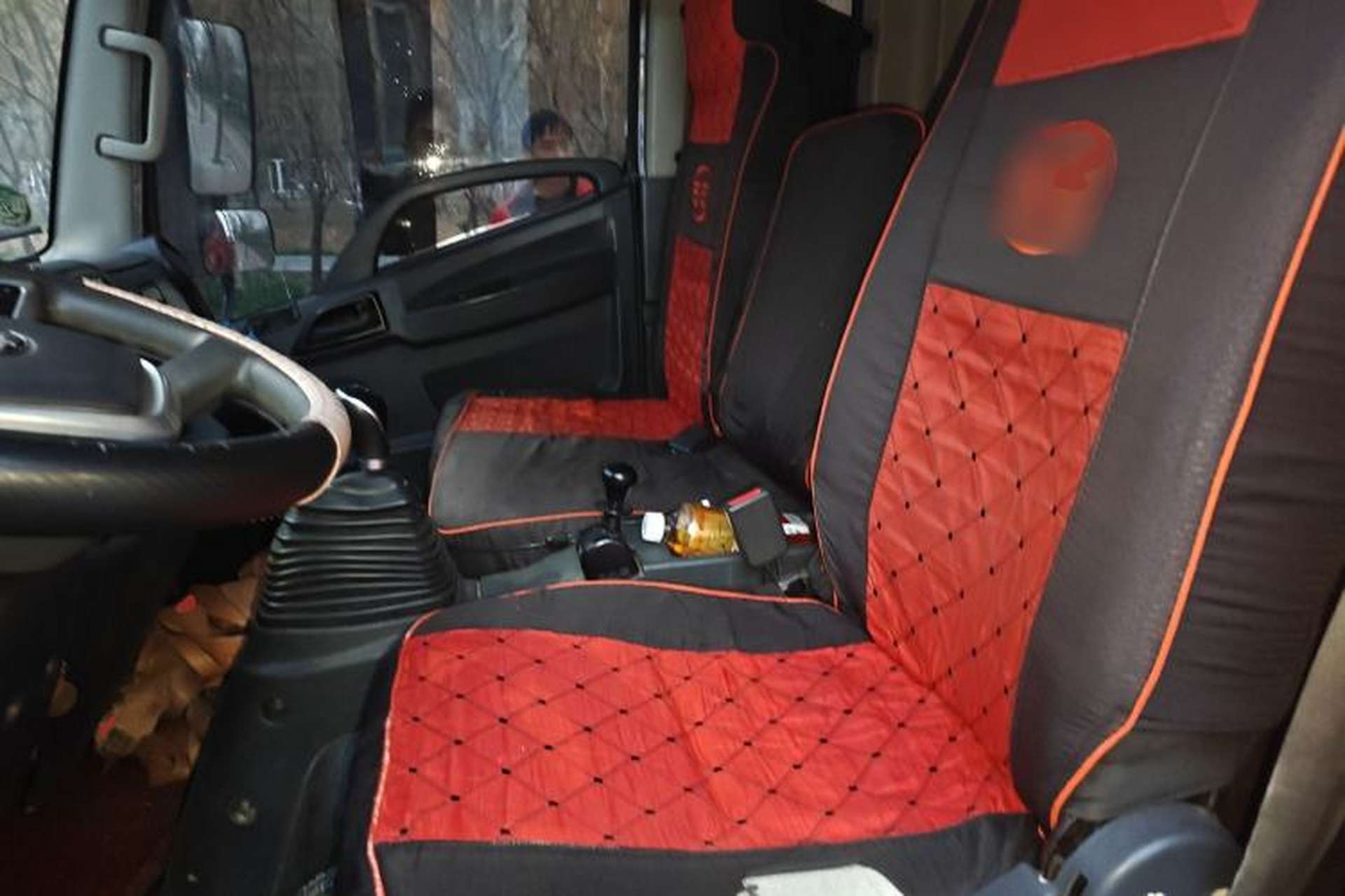Used FAW Weile  Left Rear Seat