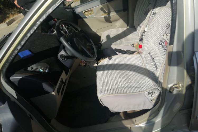 Used FAW Weizhi 2008 Hatchback 1.3L Manual Elite Model Left Front Seat