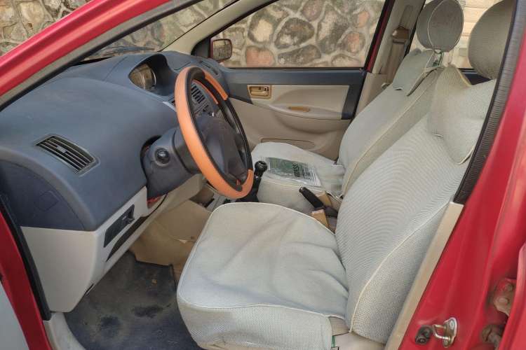 Used FAW Weizhi 2009 Hatchback 1.5L Manual Elite Model Left Front Seat