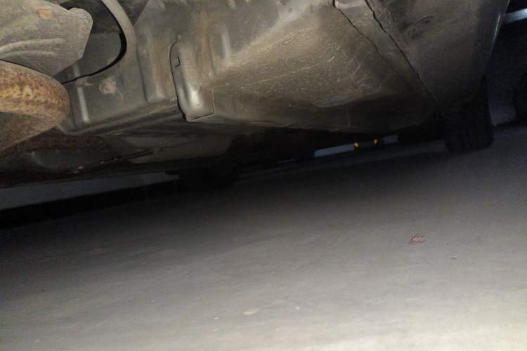 Used FAW Weizhi 2009 Sedan 1.5L Manual Elite Model Chassis Rear Right