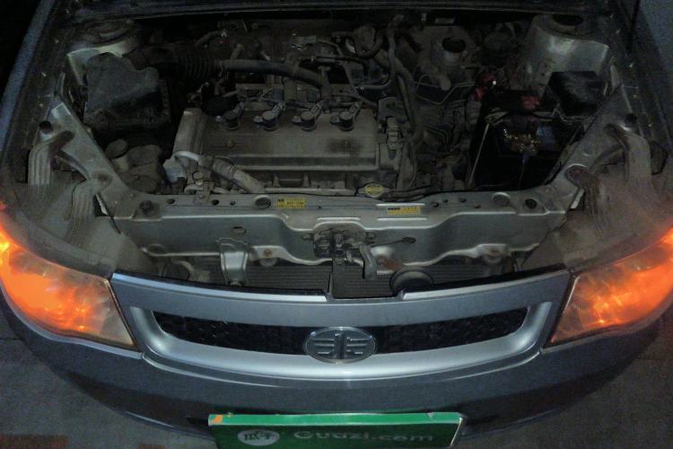 Used FAW Weizhi 2009 Sedan 1.5L Manual Elite Model Engine Bay