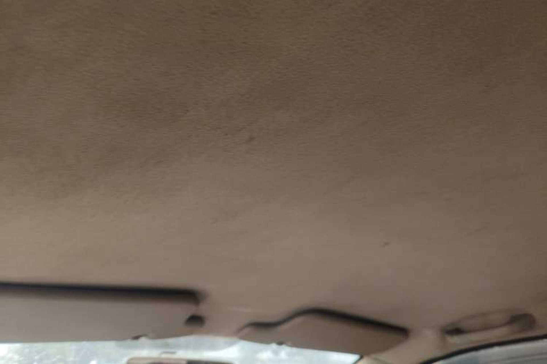 Used FAW Weizhi 2009 Sedan 1.5L Manual Standard Model Headliner
