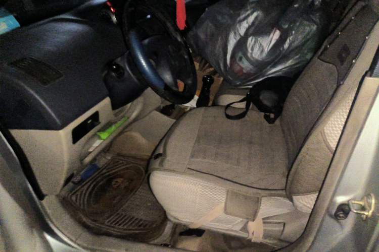 Used FAW Weizhi 2009 Sedan 1.5L Manual Elite Model Left Front Seat