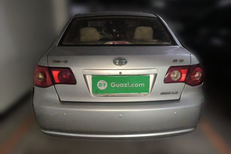 Used FAW Weizhi 2009 Sedan 1.5L Manual Elite Model Rear
