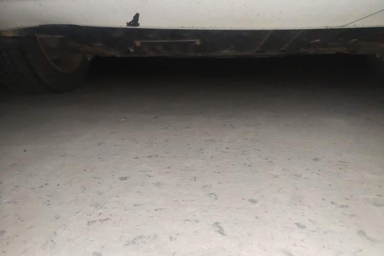 Used FAW Weizhi 2011 Sedan 1.5L Manual Elite Model Chassis Front