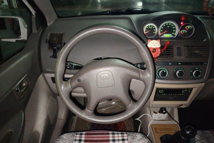 Used FAW Weizhi 2011 Sedan 1.5L Manual Elite Model Steering Wheel