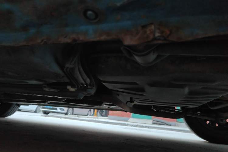 Used FAW Weizhi V2 2010 1.3L Manual Comfort Edition Chassis Rear Left