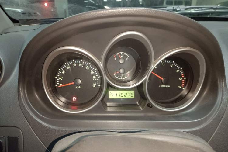 Used FAW Weizhi V2 2010 1.3L AMT Flagship Version Instrument Cluster