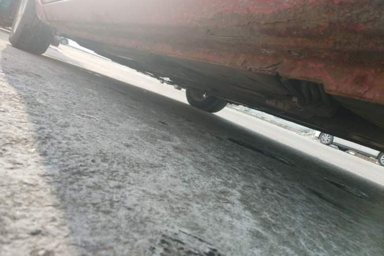 Used FAW Weizhi V2 2010 1.3L Manual Luxury Version Chassis Rear Left