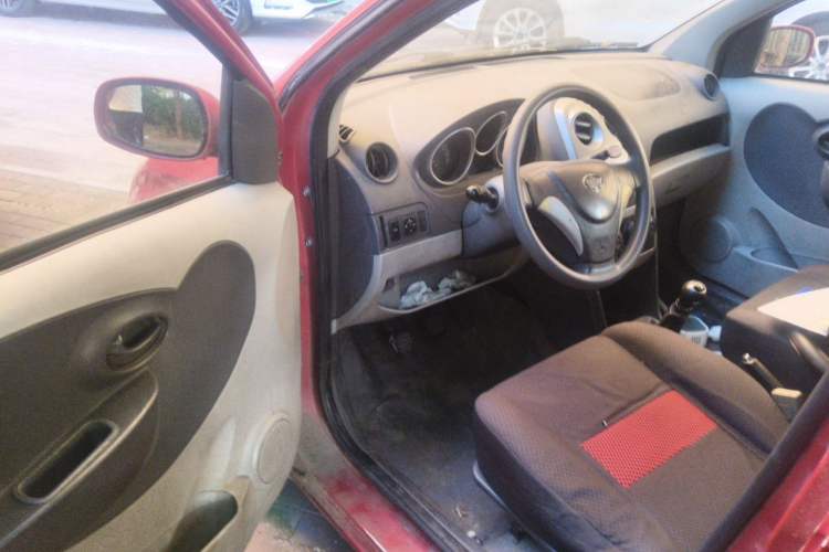 Used FAW Weizhi V2 2010 1.3L Manual Luxury Version Driver Seat