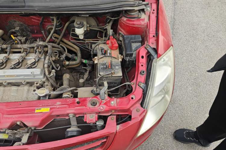 Used FAW Weizhi V2 2010 1.3L Manual Comfort Edition Engine Bay Left