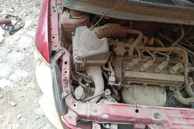 Used FAW Weizhi V2 2010 1.3L Manual Comfort Edition Engine Bay Right