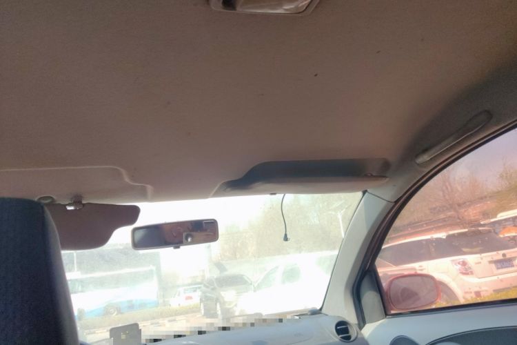 Used FAW Weizhi V2 2010 1.3L Manual Luxury Version Headliner