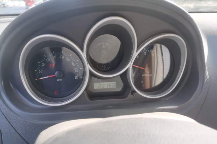 Used FAW Weizhi V2 2010 1.3L Manual Luxury Version Instrument Cluster