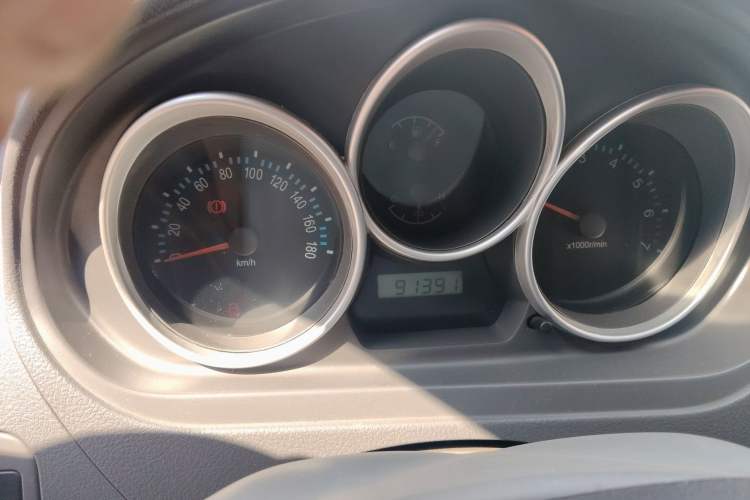 Used FAW Weizhi V2 2010 1.3L Manual Luxury Version Instrument Cluster