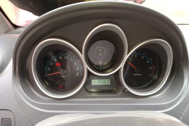Used FAW Weizhi V2 2010 1.3L Manual Comfort Edition Instrument Cluster