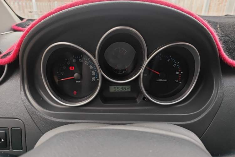 Used FAW Weizhi V2 2010 1.3L Manual Comfort Edition Instrument Cluster