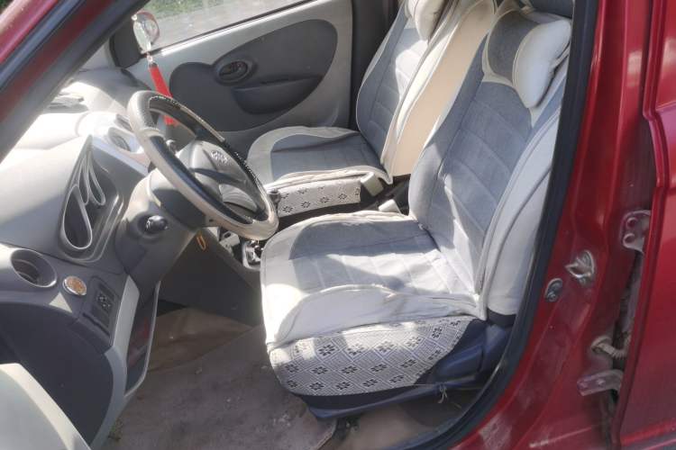 Used FAW Weizhi V2 2010 1.3L Manual Luxury Version Left Front Seat