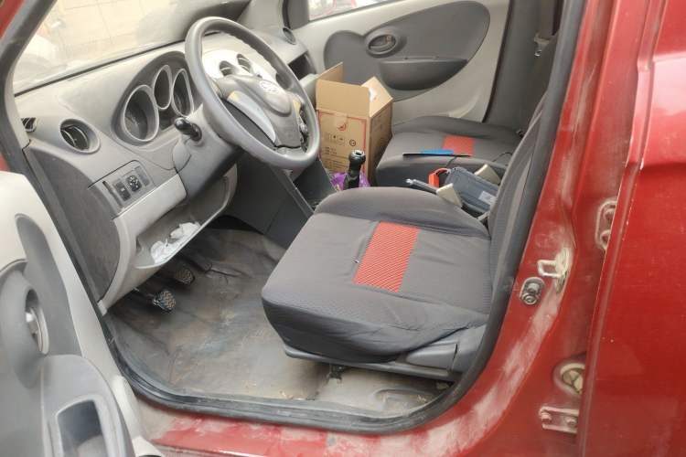 Used FAW Weizhi V2 2010 1.3L Manual Luxury Version Left Front Seat