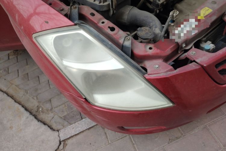 Used FAW Weizhi V2 2010 1.3L Manual Luxury Version Right Front Headlight
