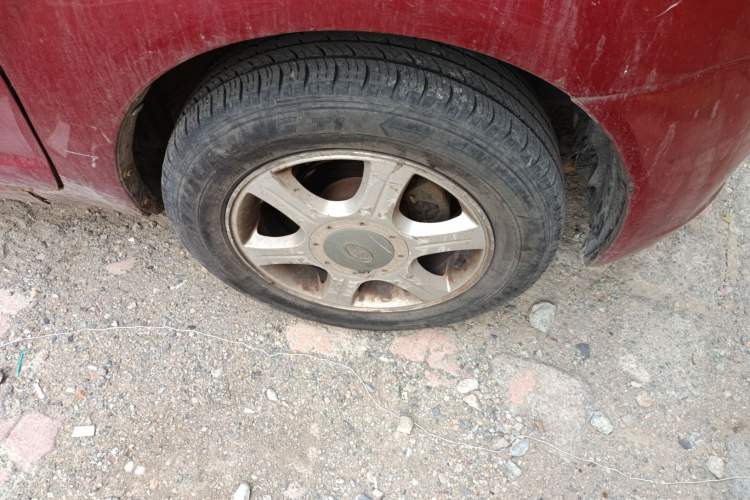 Used FAW Weizhi V2 2010 1.3L Manual Comfort Edition Right Front Wheel Hub