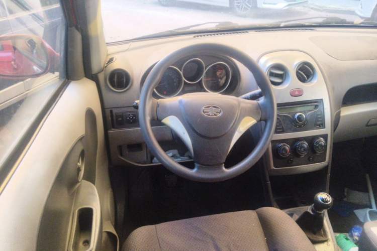 Used FAW Weizhi V2 2010 1.3L Manual Luxury Version Steering Wheel
