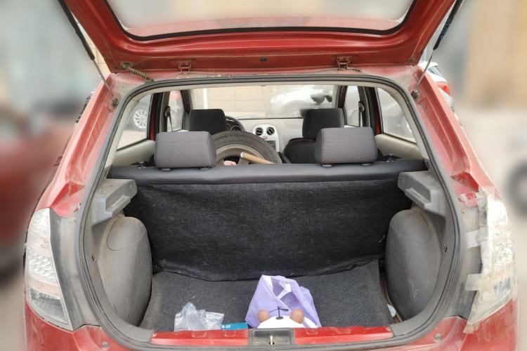 Used FAW Weizhi V2 2010 1.3L Manual Luxury Version Trunk