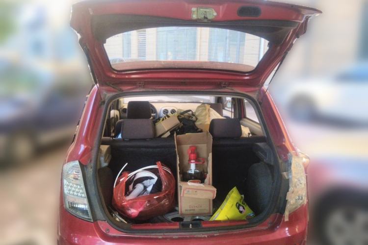 Used FAW Weizhi V2 2010 1.3L Manual Luxury Version Trunk