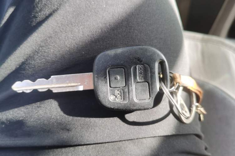 Used FAW Weizhi V2 2010 1.3L Manual Luxury Version Vehicle Key