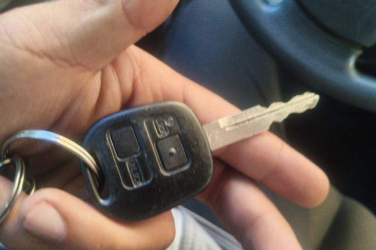 Used FAW Weizhi V2 2010 1.3L Manual Luxury Version Vehicle Key
