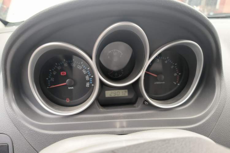 Used FAW Weizhi V2 2010 1.3L Manual Comfort Edition Instrument Cluster
