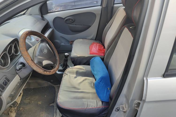 Used FAW Weizhi V2 2010 1.3L Manual Comfort Edition Left Front Seat