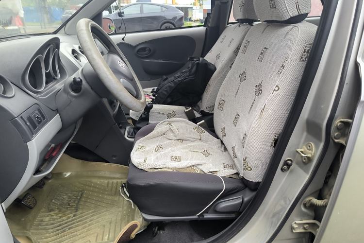 Used FAW Weizhi V2 2010 1.3L Manual Comfort Edition Left Front Seat