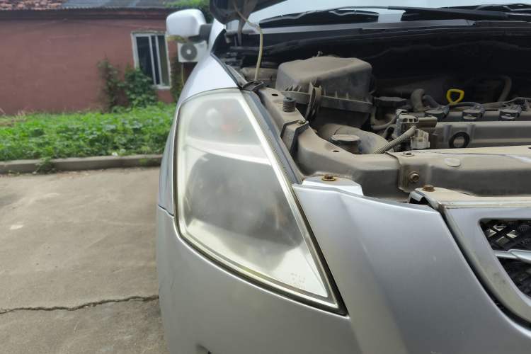 Used FAW Weizhi V2 2010 1.3L Manual Comfort Edition Right Front Headlight