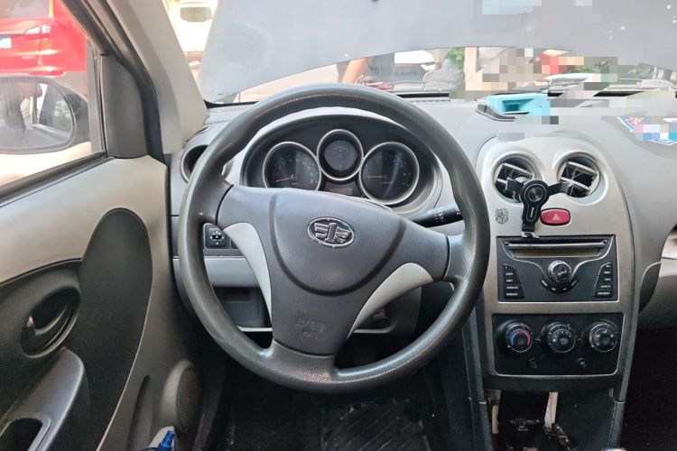 Used FAW Weizhi V2 2012 CROSS 1.3L Manual Luxury Model Steering Wheel