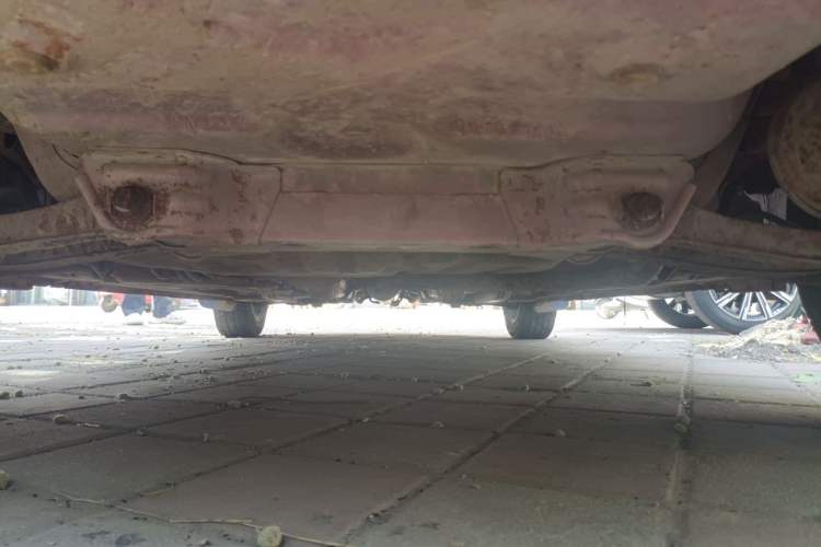 Used FAW Weizhi V2 2012 CROSS 1.3L Manual Luxury Model Chassis Rear