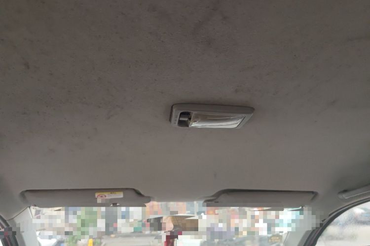 Used FAW Weizhi V2 2012 CROSS 1.3L AMT Flagship Model Headliner