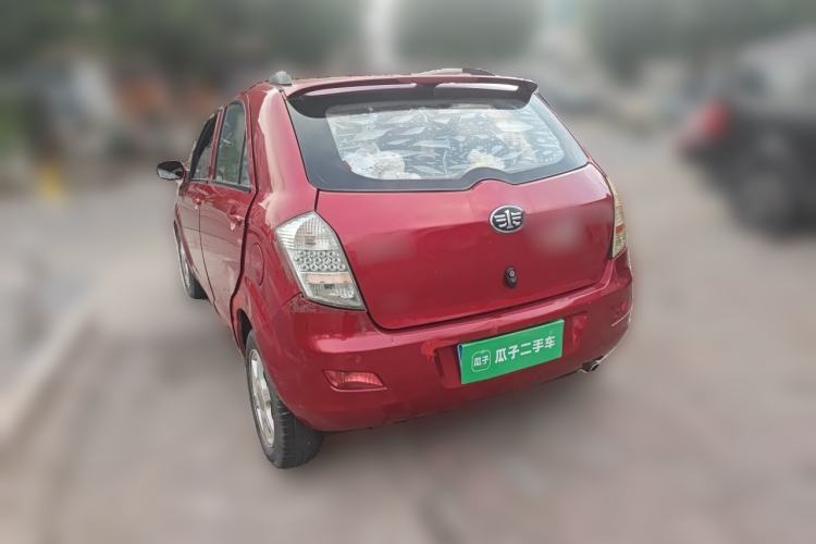 Used FAW Weizhi V2 2012 CROSS 1.3L AMT Flagship Model Rear Left 45 Deg