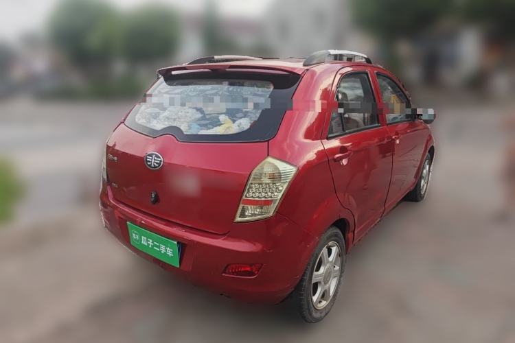 Used FAW Weizhi V2 2012 CROSS 1.3L AMT Flagship Model Rear Right 45 Deg