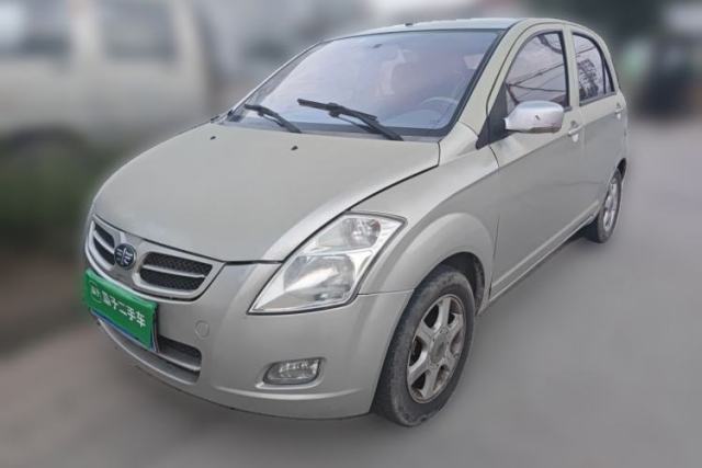 Used FAW Weizhi V2 2012 CROSS 1.3L Manual Luxury Model