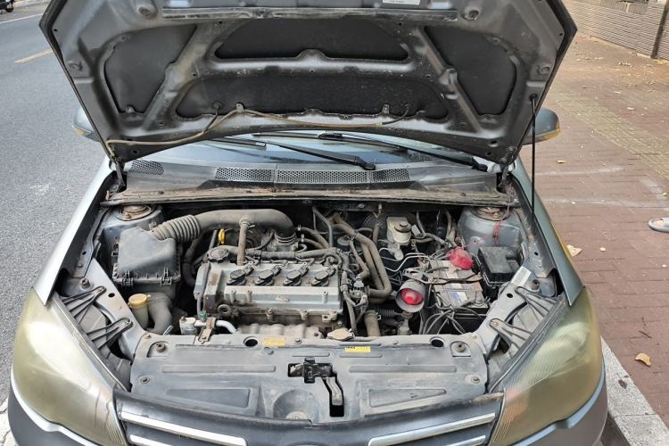 Used FAW Weizhi V5 2012 1.5L Manual Elite Edition Engine Bay