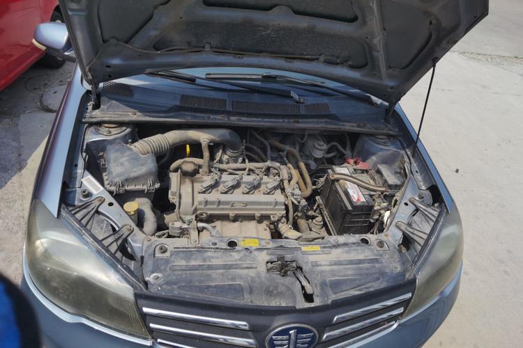 Used FAW Weizhi V5 2012 1.5L Manual Elite Edition Engine Bay
