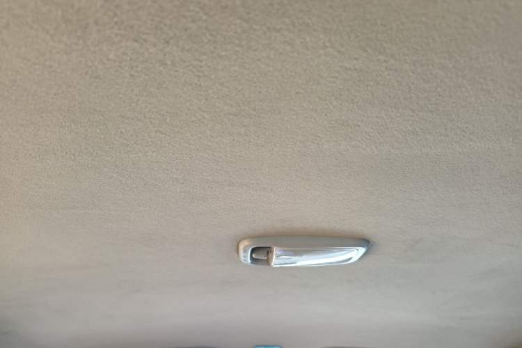 Used FAW Weizhi V5 2012 1.5L Manual Elite Edition Headliner