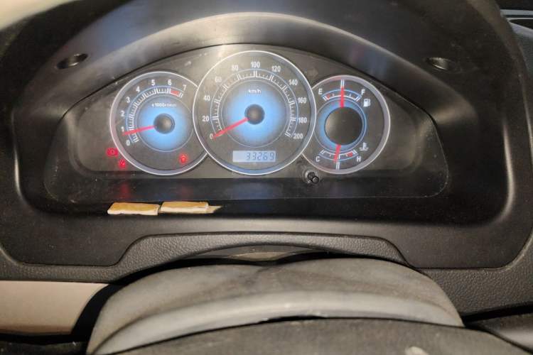 Used FAW Weizhi V5 2012 1.5L Manual Entry-Level Trim Instrument Cluster