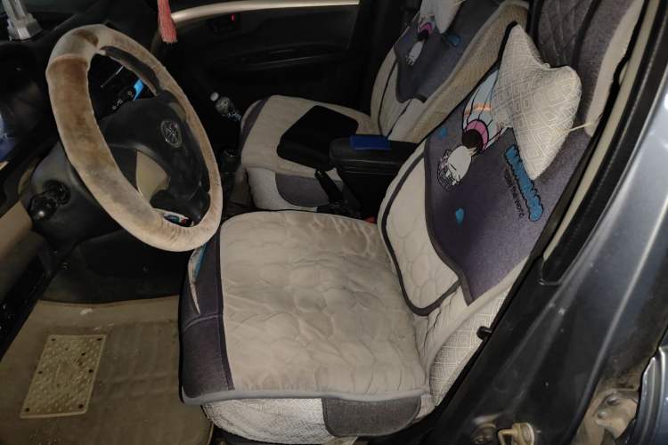 Used FAW Weizhi V5 2012 1.5L Manual Entry-Level Trim Left Front Seat