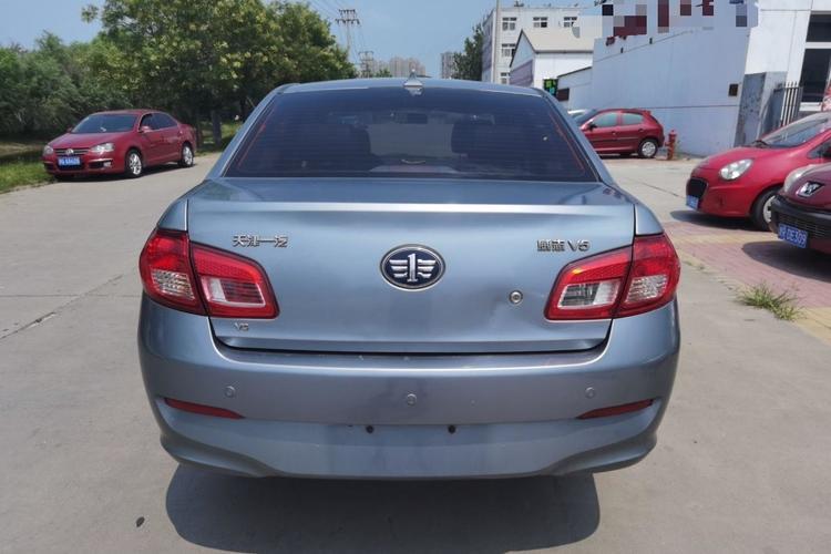 Used FAW Weizhi V5 2012 1.5L Manual Elite Edition Rear