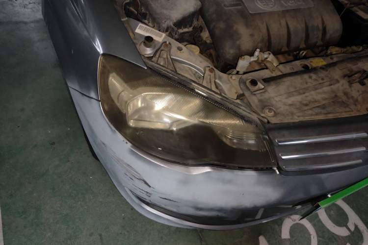 Used FAW Weizhi V5 2012 1.5L Manual Entry-Level Trim Right Front Headlight