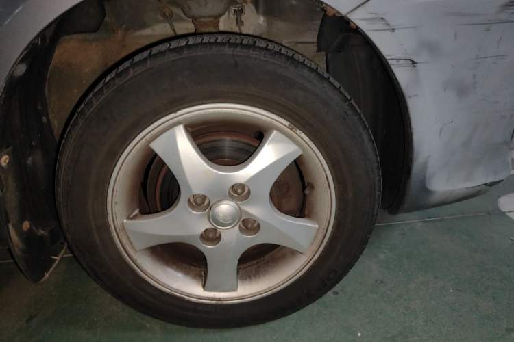 Used FAW Weizhi V5 2012 1.5L Manual Entry-Level Trim Right Front Wheel Hub