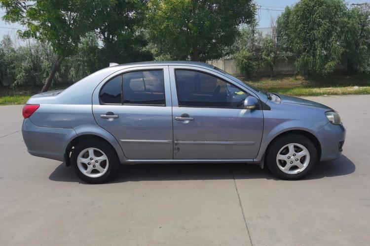 Used FAW Weizhi V5 2012 1.5L Manual Elite Edition Right Side